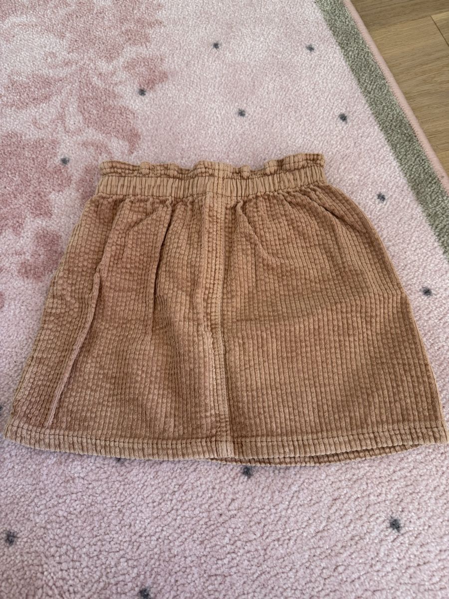 Vestiti & Gonne: 2 Mädchenröcke Gr. 116 Jeans & Cord – Usato da Arnegg venduto da Not2Miss 2