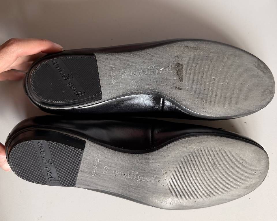 Scarpe da donna: Schwarze Leder-Ballerinas in 40 – Usato da Zumikon venduto da Fahrgaestin 3
