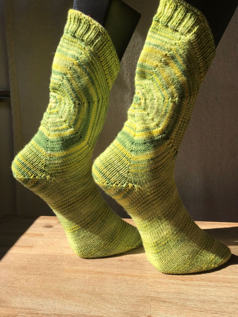 Socken: Handgestrickte Socken, Grösse 40-41 – Neu und originalverpackt aus Thun von jamto2 1