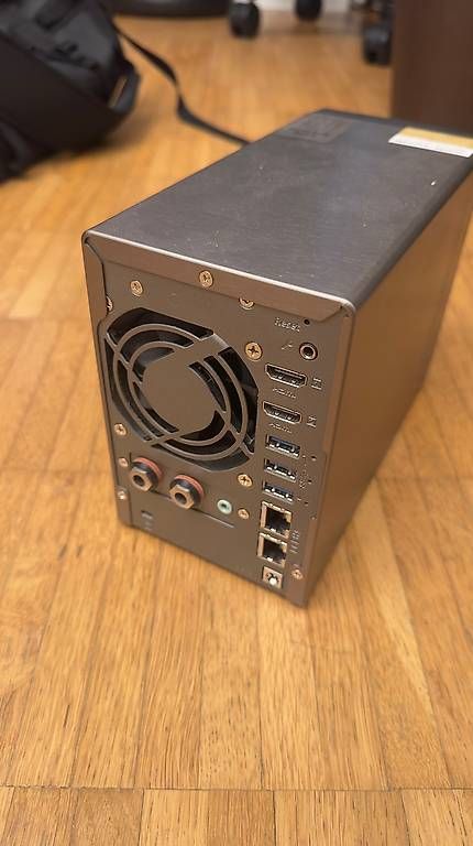 Server: NAS qnap ts-253 – Usato da Gipf-Oberfrick venduto da Fam.Mueller.Wittnau 1