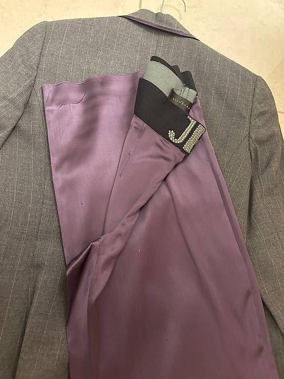 Completi & Tailleur: Completo con pantalone John Richmond – Usato da Vernate venduto da est_zt8f 2