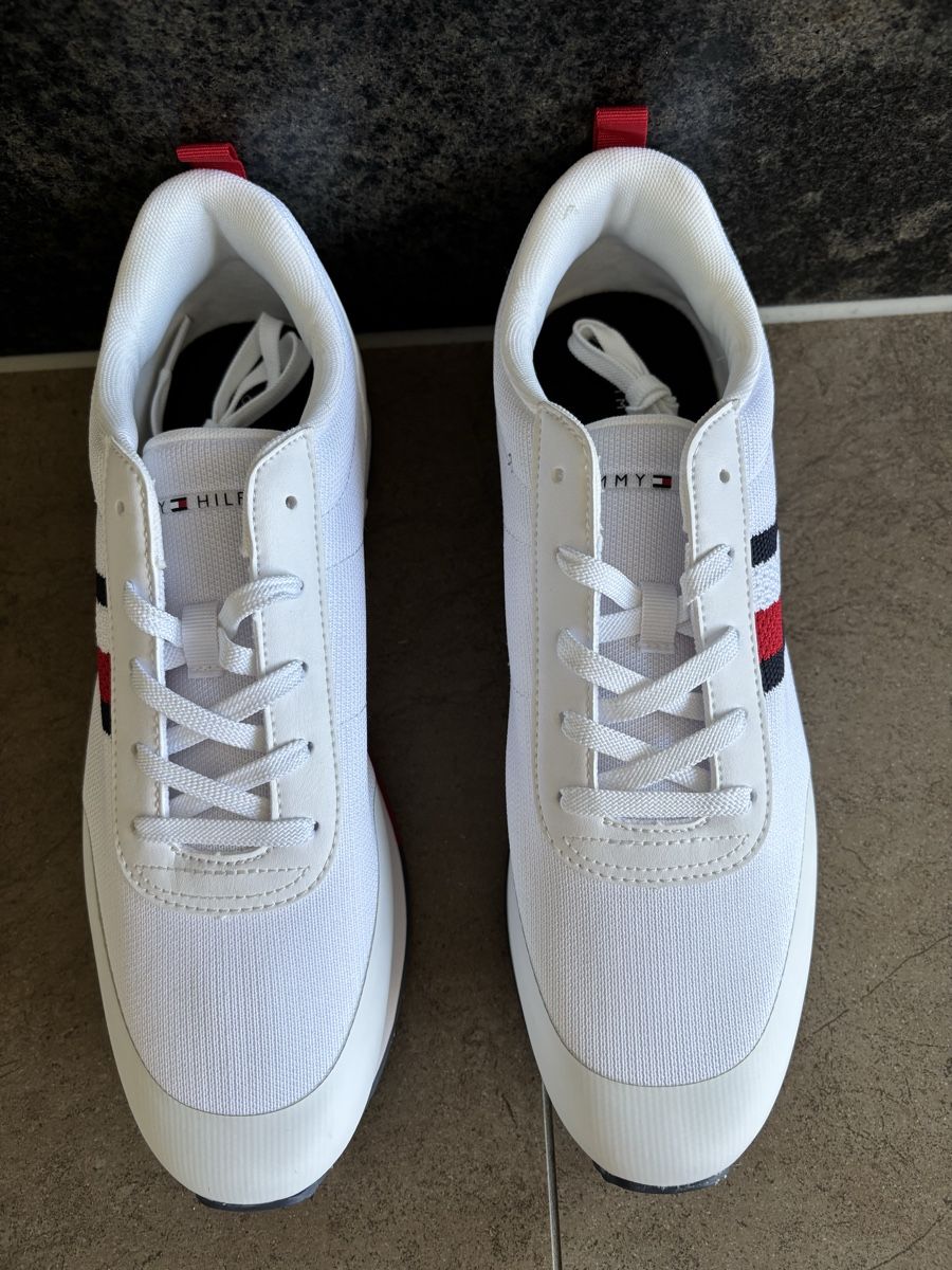 Tommy Hilfiger Scarpe da uomo: Tommy Hilfiger – Nuovo e nell'imballaggio originale da Corpataux venduto da seniz 2