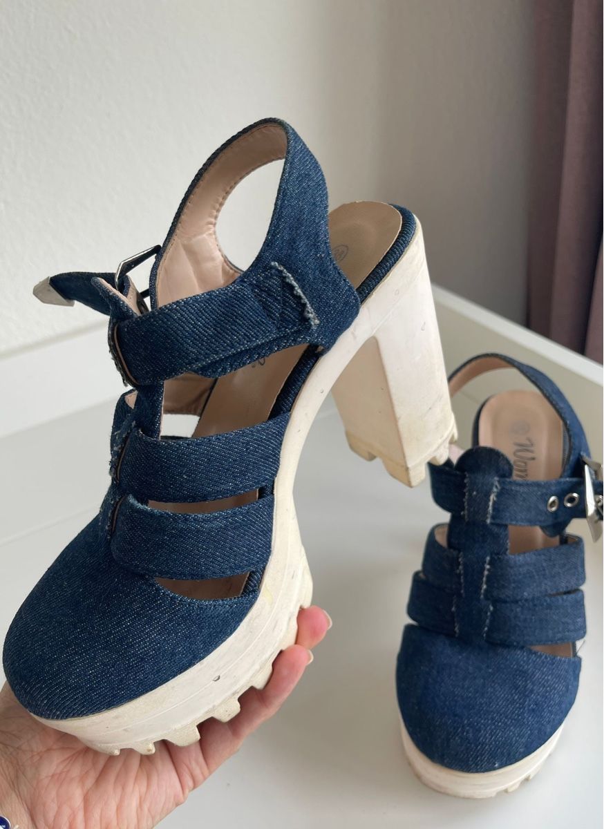 Scarpe da donna: Seaside Plateau-Sandalen – Usato da Cham venduto da Heleao
