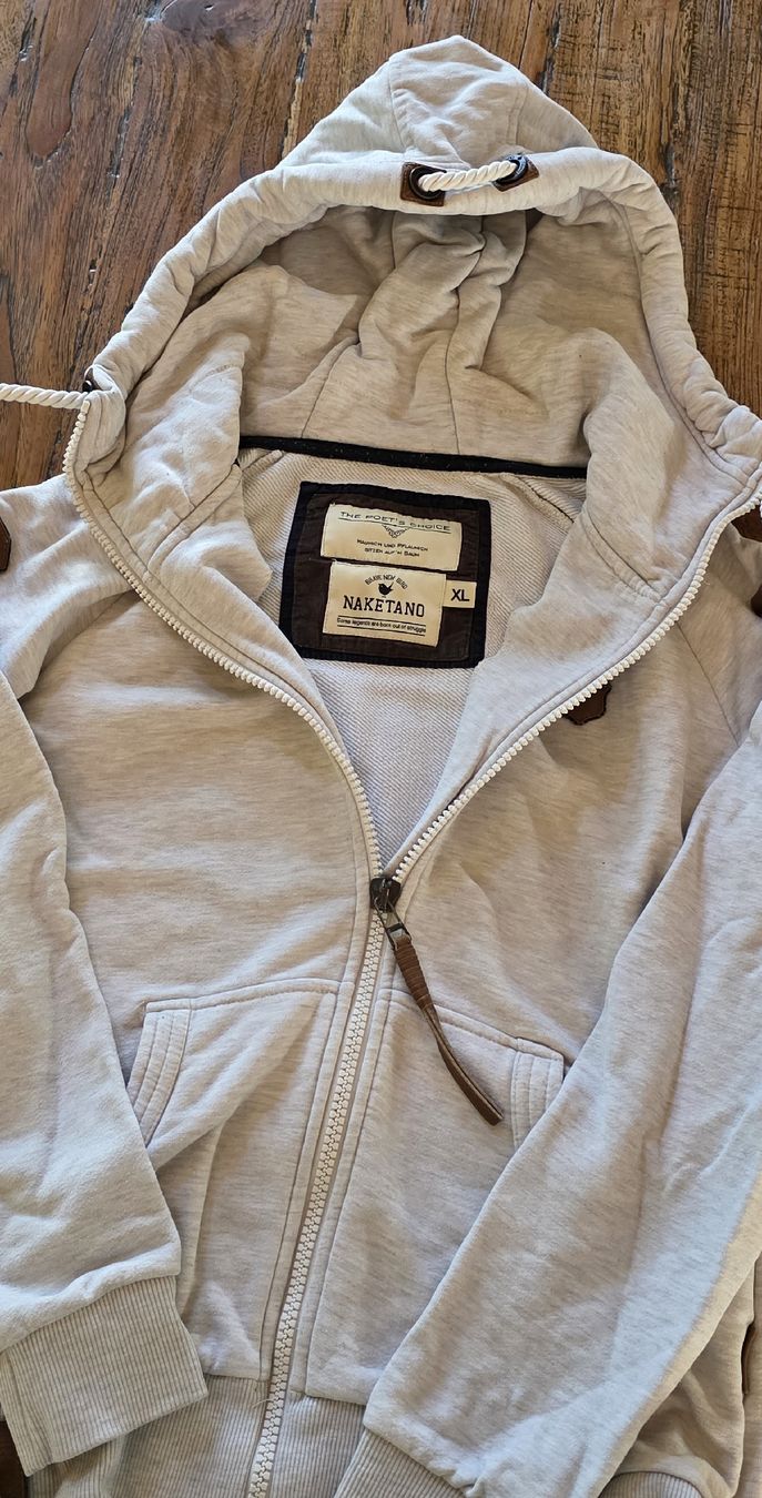 Giacche: Naketano Sweater Jäcke – Usato da Günsberg venduto da Bari72