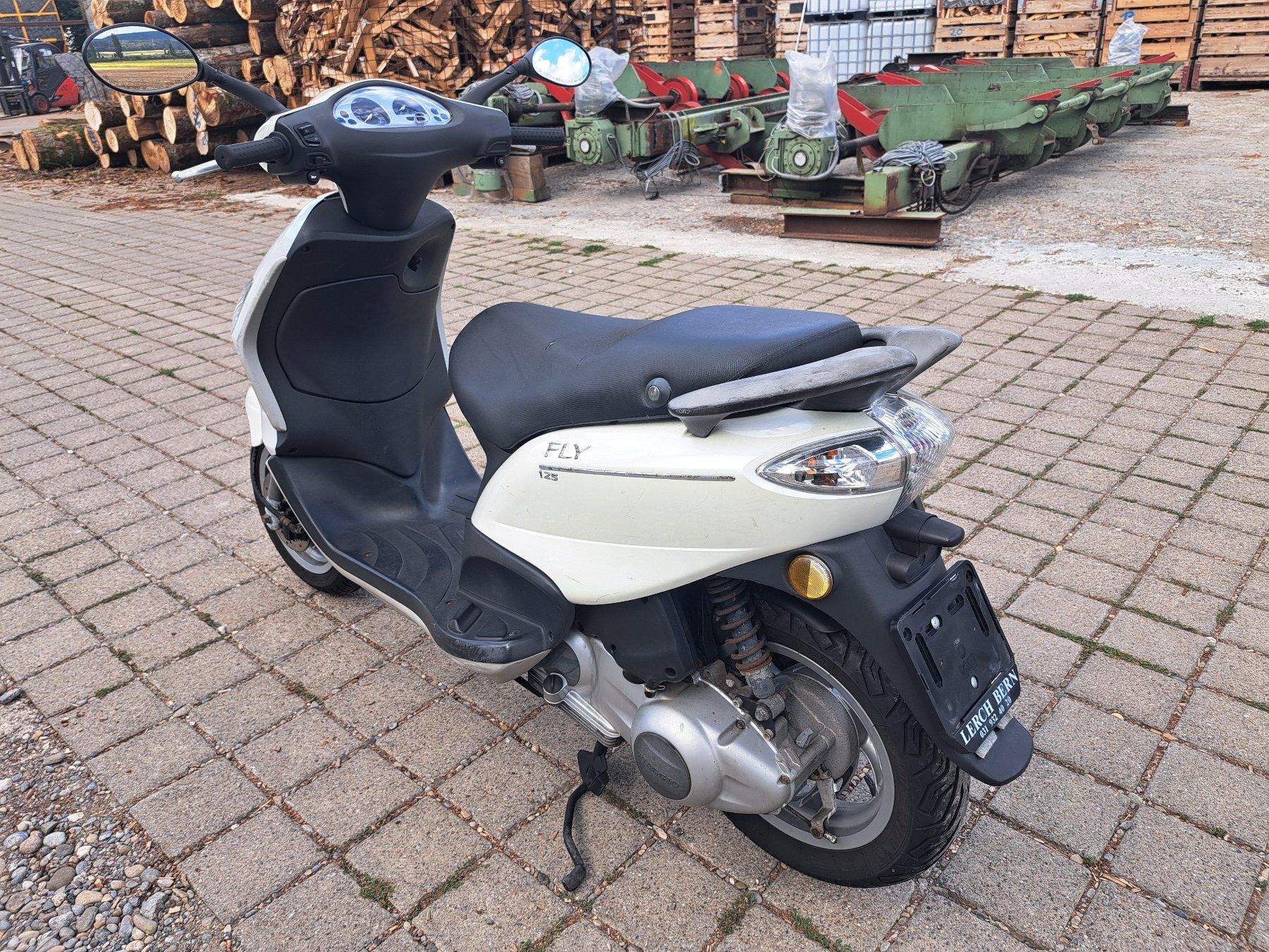 Piaggio Scooter: Piaggio FLY 125 Roller Scooter Lieferung möglich – Usato da Hallau venduto da ZIEGLER-Motorhandel 5
