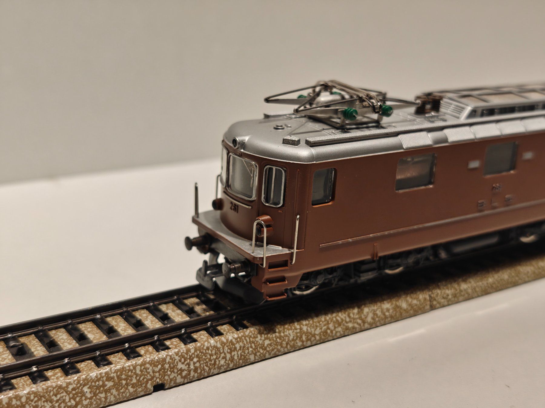 Hag Modellini di ferrovie: Hag Nr. 180 Re 4/4 BLS – Usato da Braunau venduto da Homersimpson 3