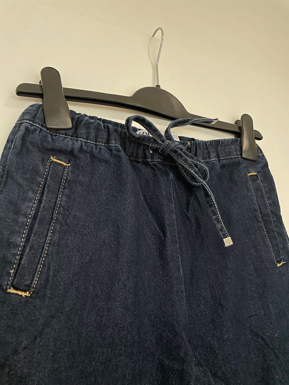 Zara Jeans: Jeans - ZARA – Neuf (Voir description) à La Chaux-de-Fonds par ju_paol2 1