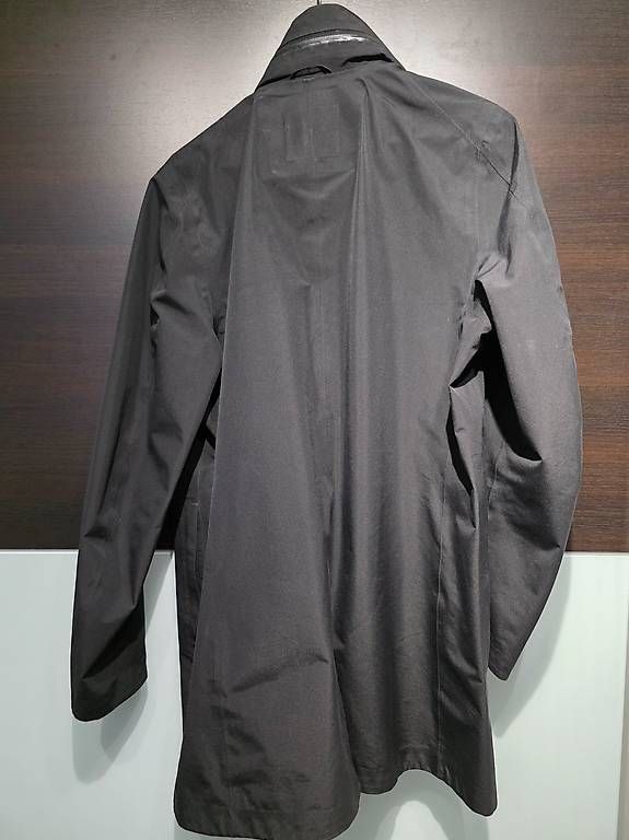 Peak Performance Cappotti: Peak Performance Gore-Tex Parka, Gr. M, schwarz – Usato da Frauenfeld venduto da sim_bic 2