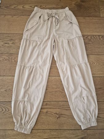 Super leichte Damenhose beige halara Gr S neuwertig