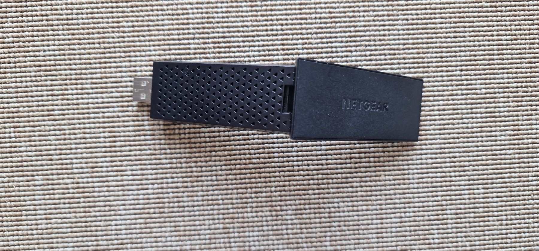 Netgear USB Sticks: Netgear A6210 wifi usb adapter – Gebraucht aus Gerlafingen von diotech 2