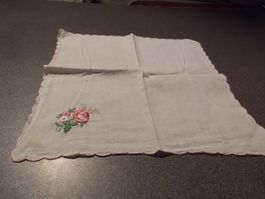 Taschentuch weiss, rosa/lila Blumen