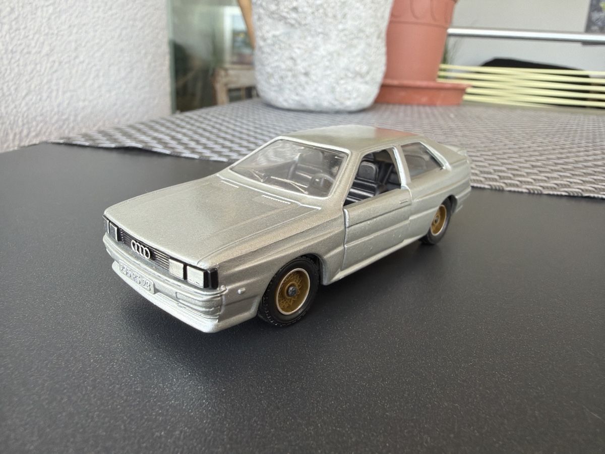 Solido Modellini d'auto: Audi Urquattro silver - 1/43 - Solido – Usato da Wolfwil venduto da Rolex1