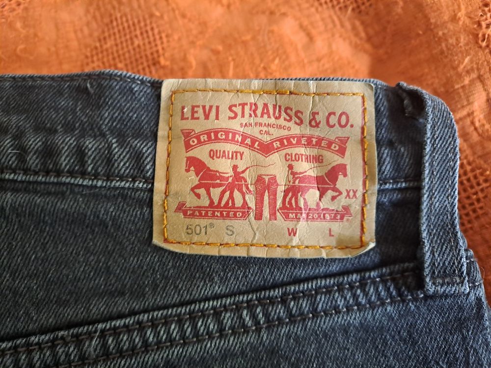 Jeans: Levis 501 Jeans – Usato da Zürich venduto da sin_b9ws 1