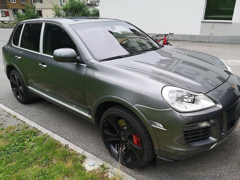 Porsche Automobili: Porsche Cayenne Turbo S – Usato da Klosters Dorf venduto da Baky61