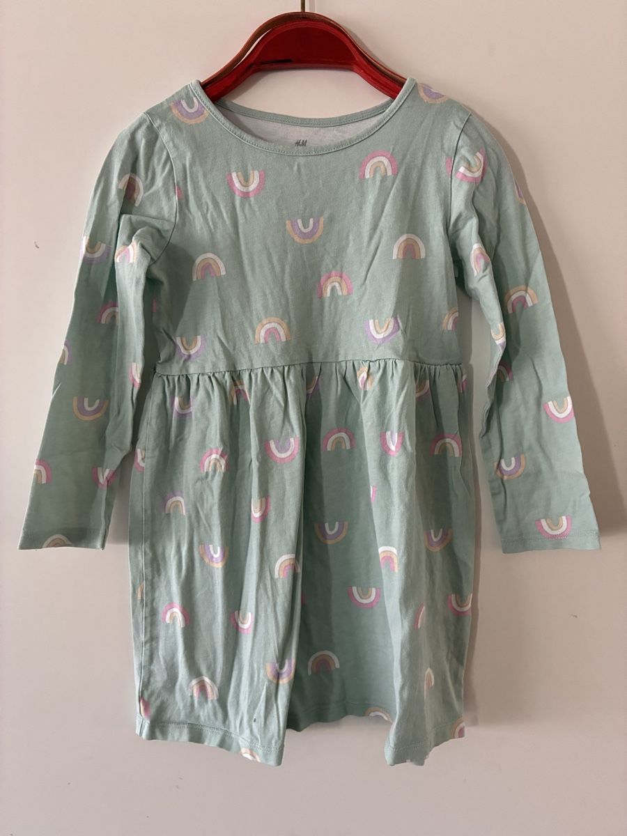H&M Vestiti & Gonne: Schönes Kleid Gr. 110/116 – Usato da richterswil venduto da lunamarie001