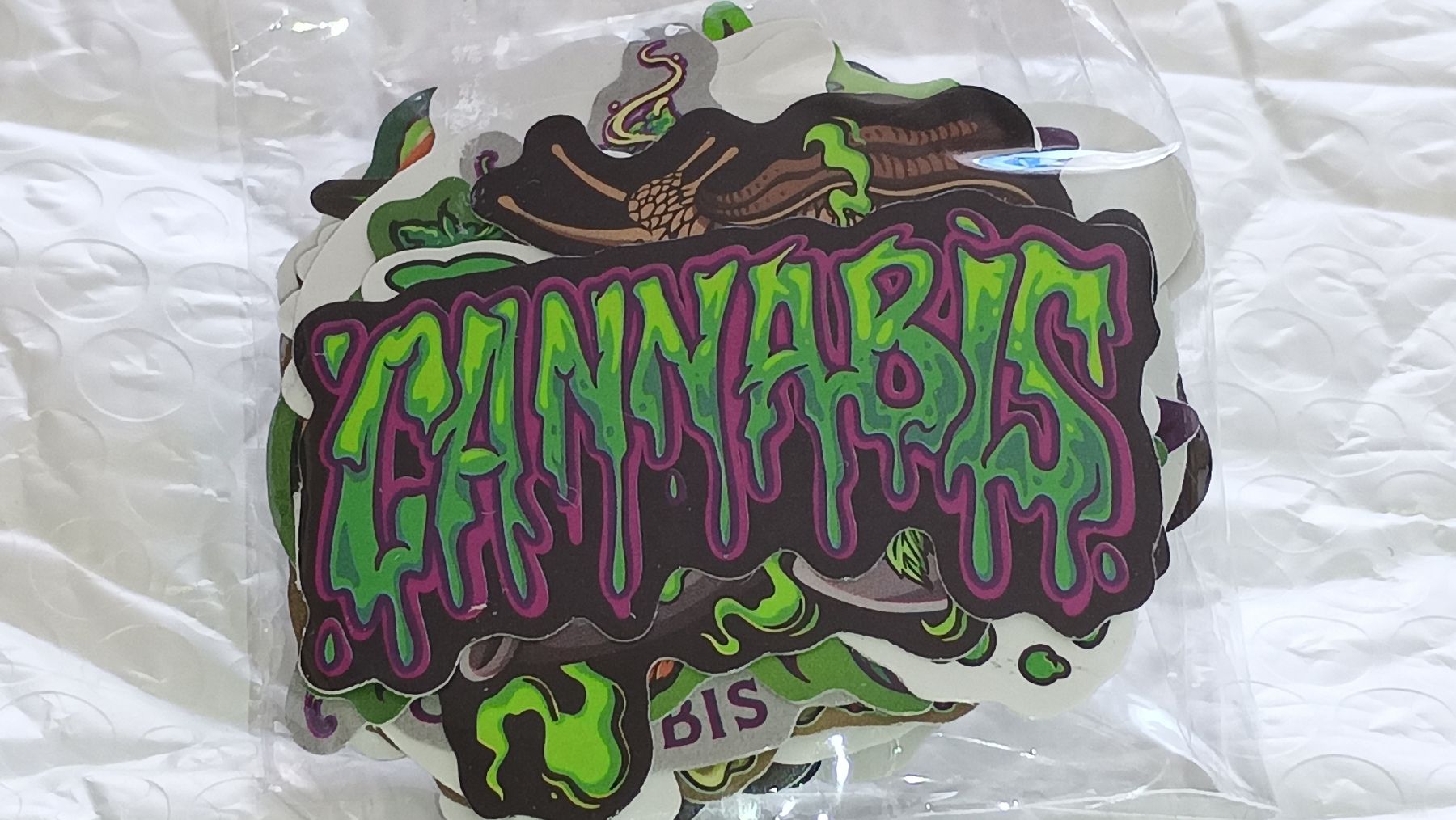 Sticker: 5 Paeckchen Cannabis Abziehbilder – Nuovo e nell'imballaggio originale da Zürich venduto da Mitzi6 3