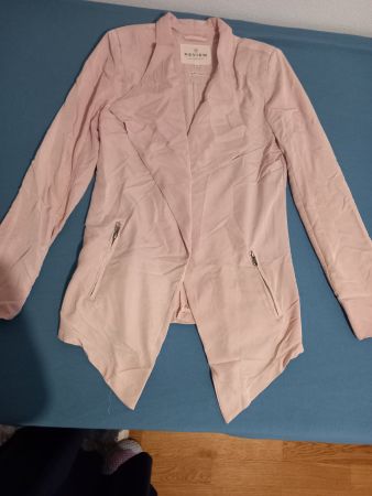 Wunderschöne Jacke/Blazer in Altrosa von Review