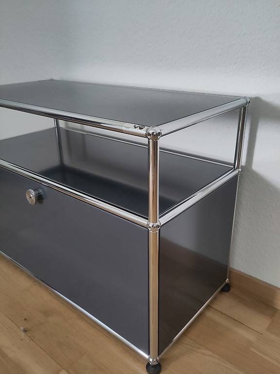 Scaffali: USM Haller Anthrazit  – Usato da Riehen venduto da fabio5895 2