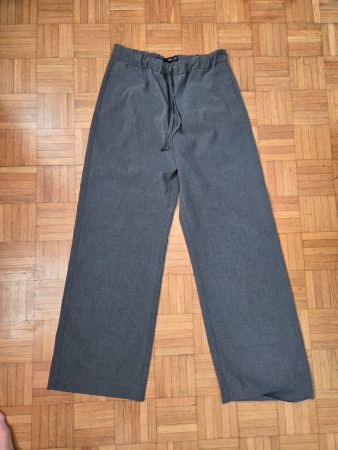 Graue Stoffhose von Mango, Grösse L, Top Zustand!