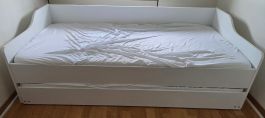 Bett ausziehbar