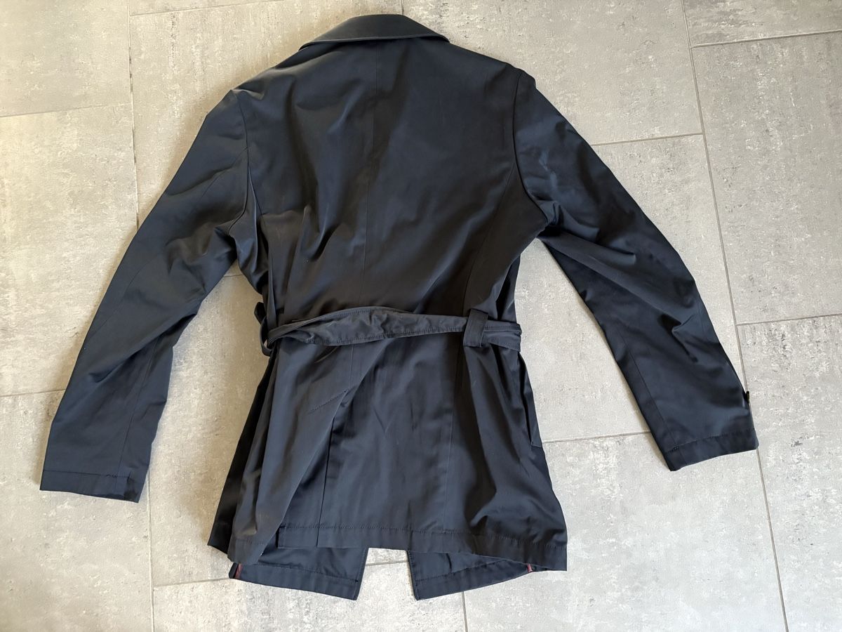 Strellson Cappotti: Trenchcoat von Strellson – Usato da Binningen venduto da Dorlaa 1