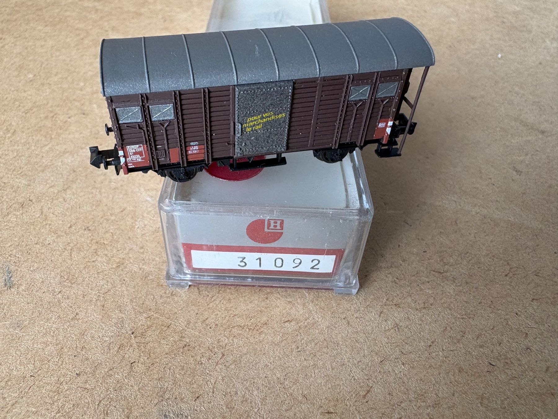 Hobbytrain Modellini di ferrovie: Hobbytrain 31092 Guterwagen Gms SBB – Nuovo (secondo la descrizione) da Hauterive NE venduto da eriamch