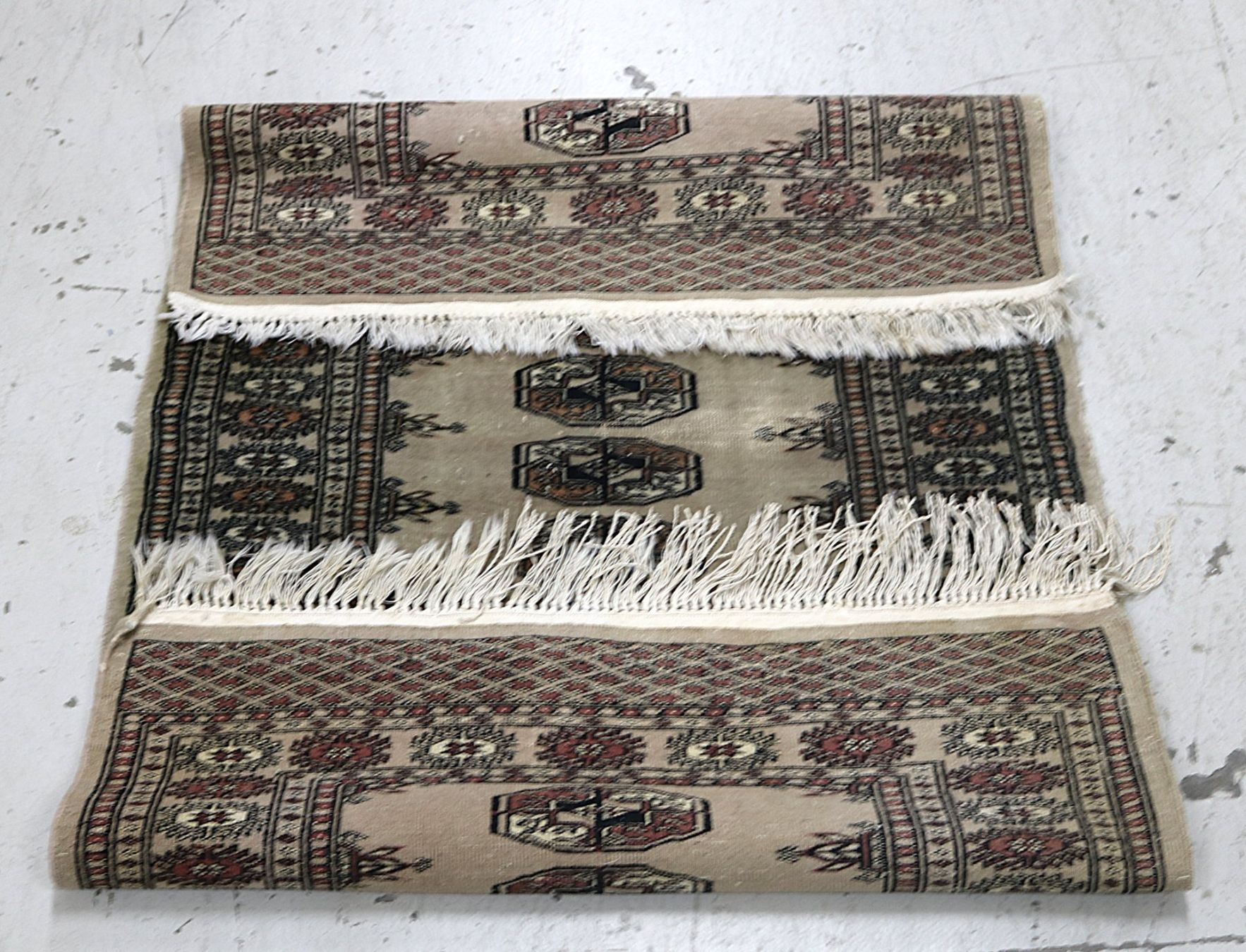Tapis: Kleiner Läufer in Grün-/Grautöne – D'occasion à Volketswil par brockipfannenstil 4