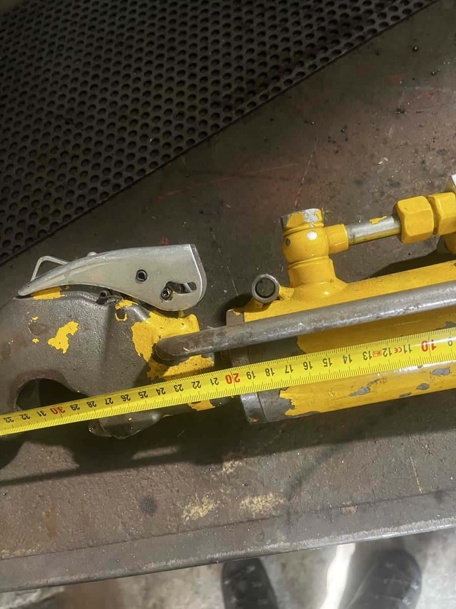 Altre forniture industriali: Hydraulischer Oberlenker – Usato da Bigenthal venduto da trekeerfahrer 3