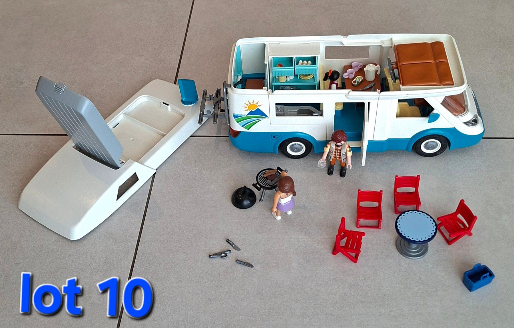 Playmobil Spielzeuge: Camping car Playmobil – Gebraucht aus Grolley von gus_yr9z