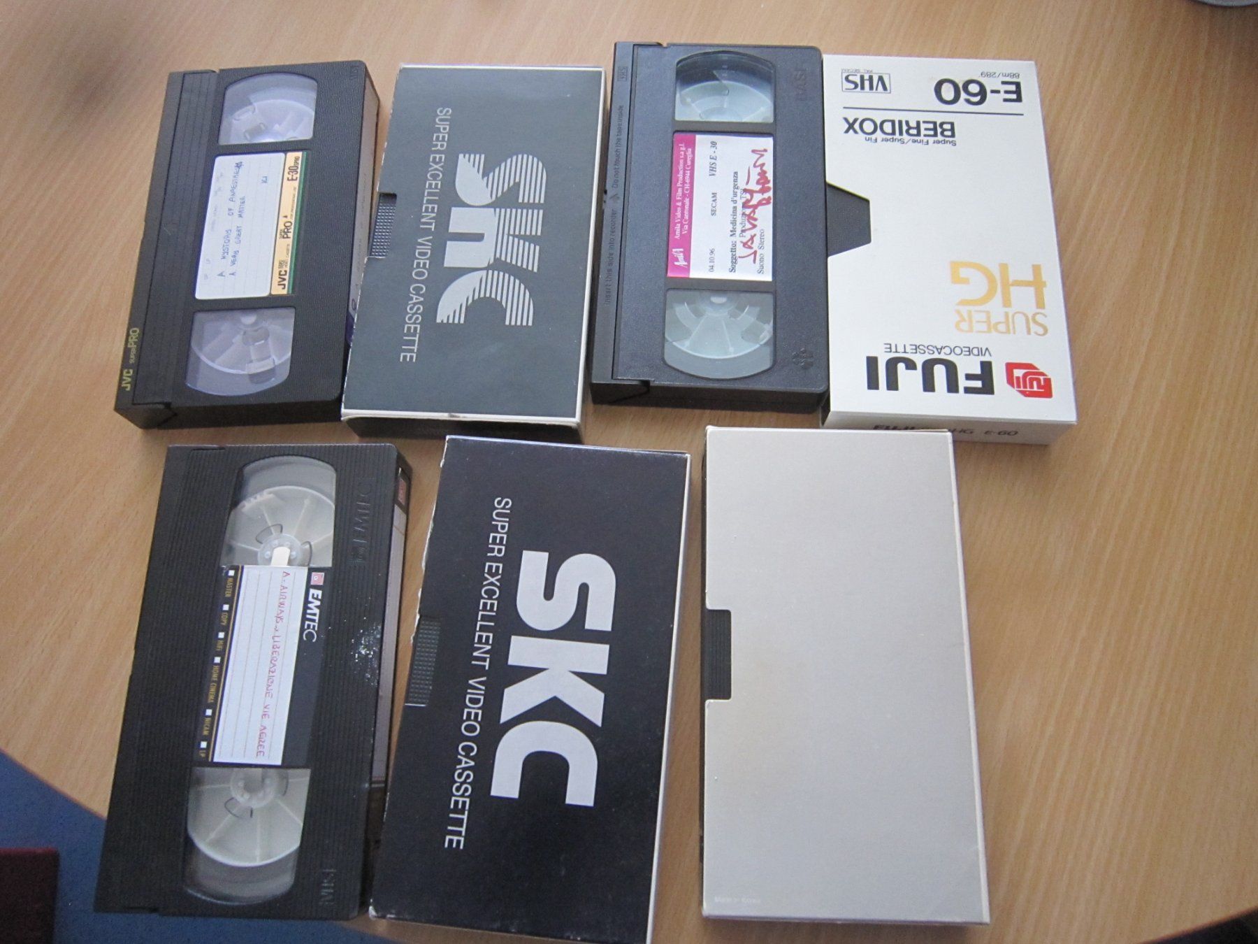 Tutti i VHS: Registrierte Kassette – Usato da Giubiasco venduto da sal_9j6w
