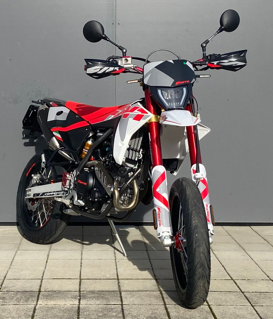 Fantic Strasse: Fantic XMF 125 Comp. *** 2 Jahre Werksgarantie – Neu und originalverpackt aus Seewen SO von motoXpertag 1