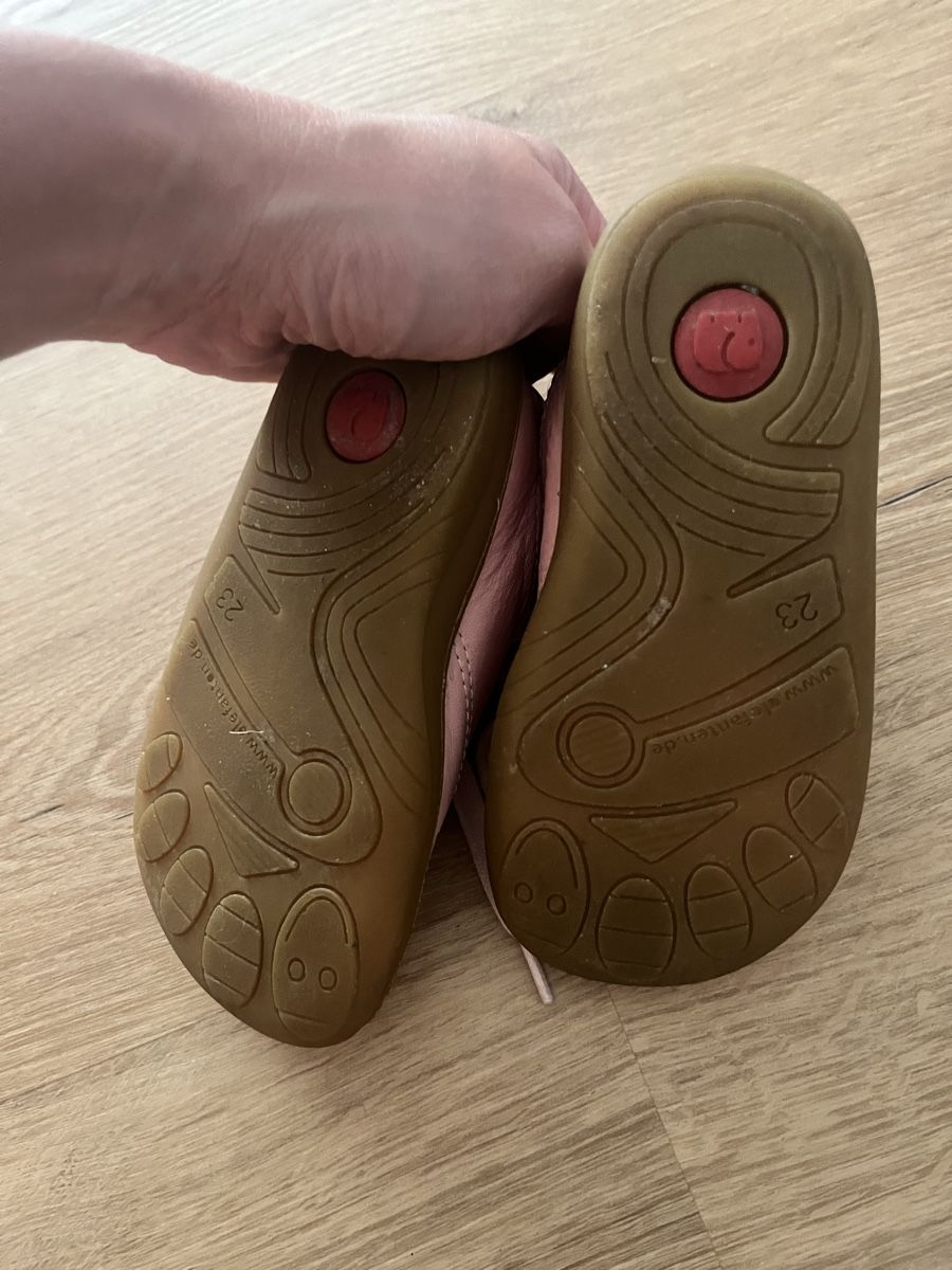 Elefanten Schuhe für Mädchen: Elefantenschuh Gr. 23 Leder – Gebraucht aus Unterägeri von mar_6gzc 1