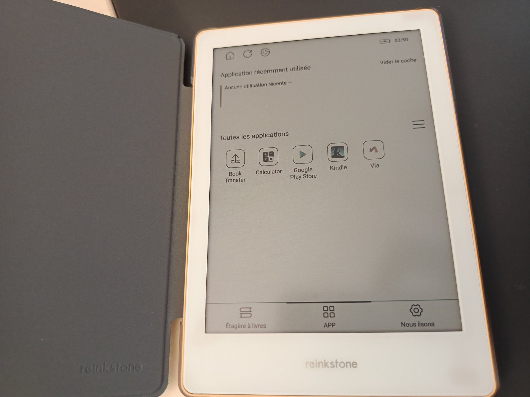 Tablettes PC: Reinkstone R1 liseuse e-ink couleur - 6" - Android 11 – D'occasion à Fribourg par Aous 9