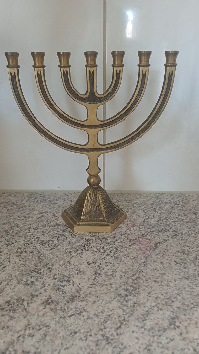 Portacandele: Schöne Menora Jerusalem  – Usato da Flawil venduto da Naphtali 6