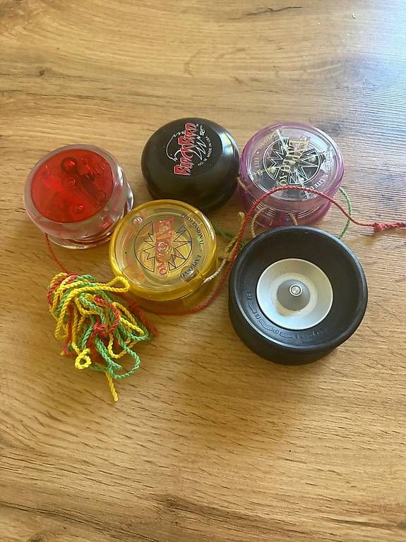 Jouets: Yo-Yo's – D'occasion à Brügg BE par Mathys1