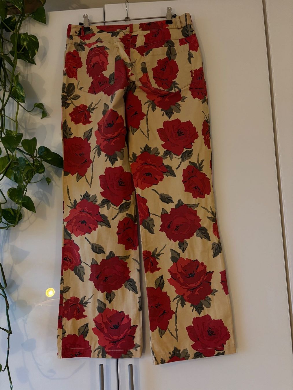 More & More Pantaloni: MORE & MORE Hose mit Rosen Gr. 40 – Usato da Zürich venduto da missmodernage 3