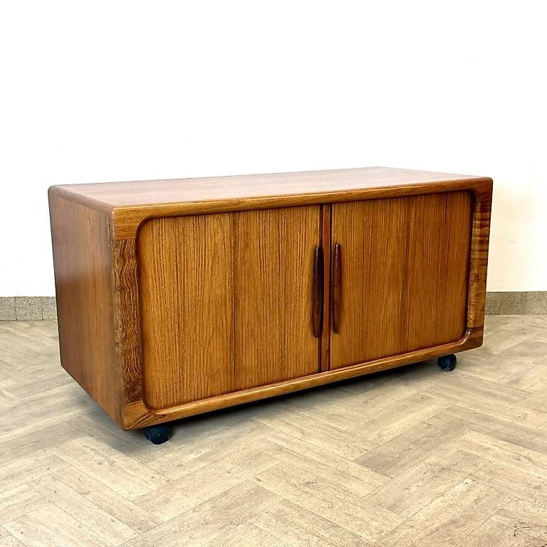 Cassettiere: Mid Century dänisches Sideboard by DYRLUND – Usato da basel venduto da vintory.ch 7
