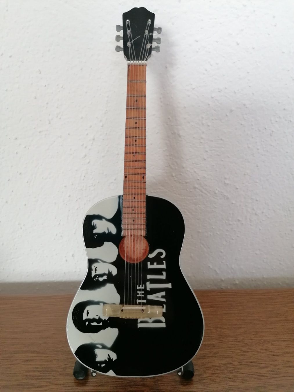 Kit di modellismo & Modellini statici: Modellgitarre – Nuovo (secondo la descrizione) da Geroldswil venduto da Dirici
