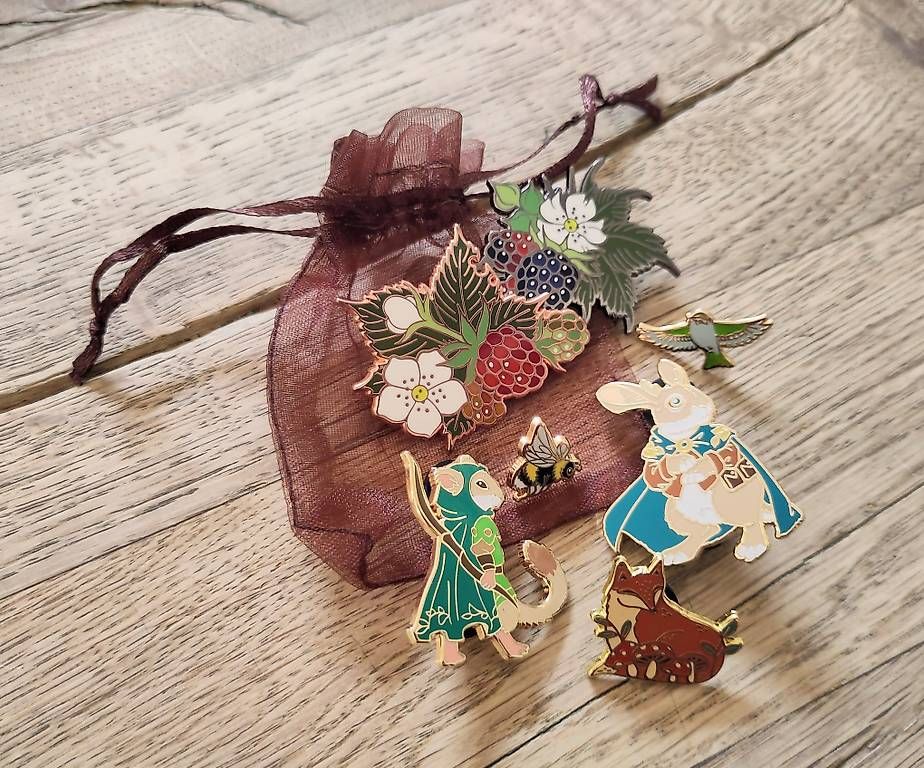Placchette & Badge: Lot pin's Amis de la forêt, neufs – Nuovo e nell'imballaggio originale da Yvonand venduto da rox_8y69
