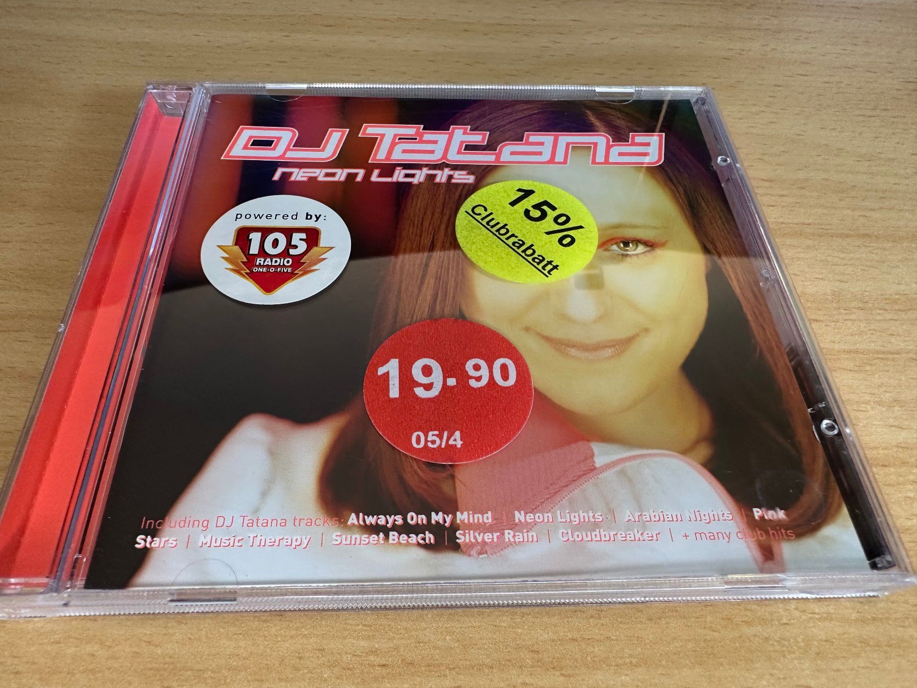 CD: DJ Tatana – Neon Lights – Usato da Rikon im Tösstal venduto da Alpenmutz