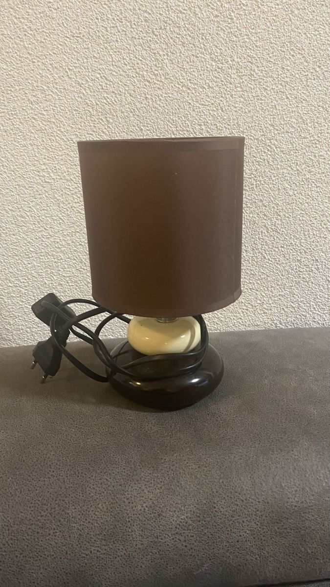 Lampes: Tischlampe/Nachttischlampe Seylumiere Choco/Creme  – D'occasion à Zürich par Timi80 3