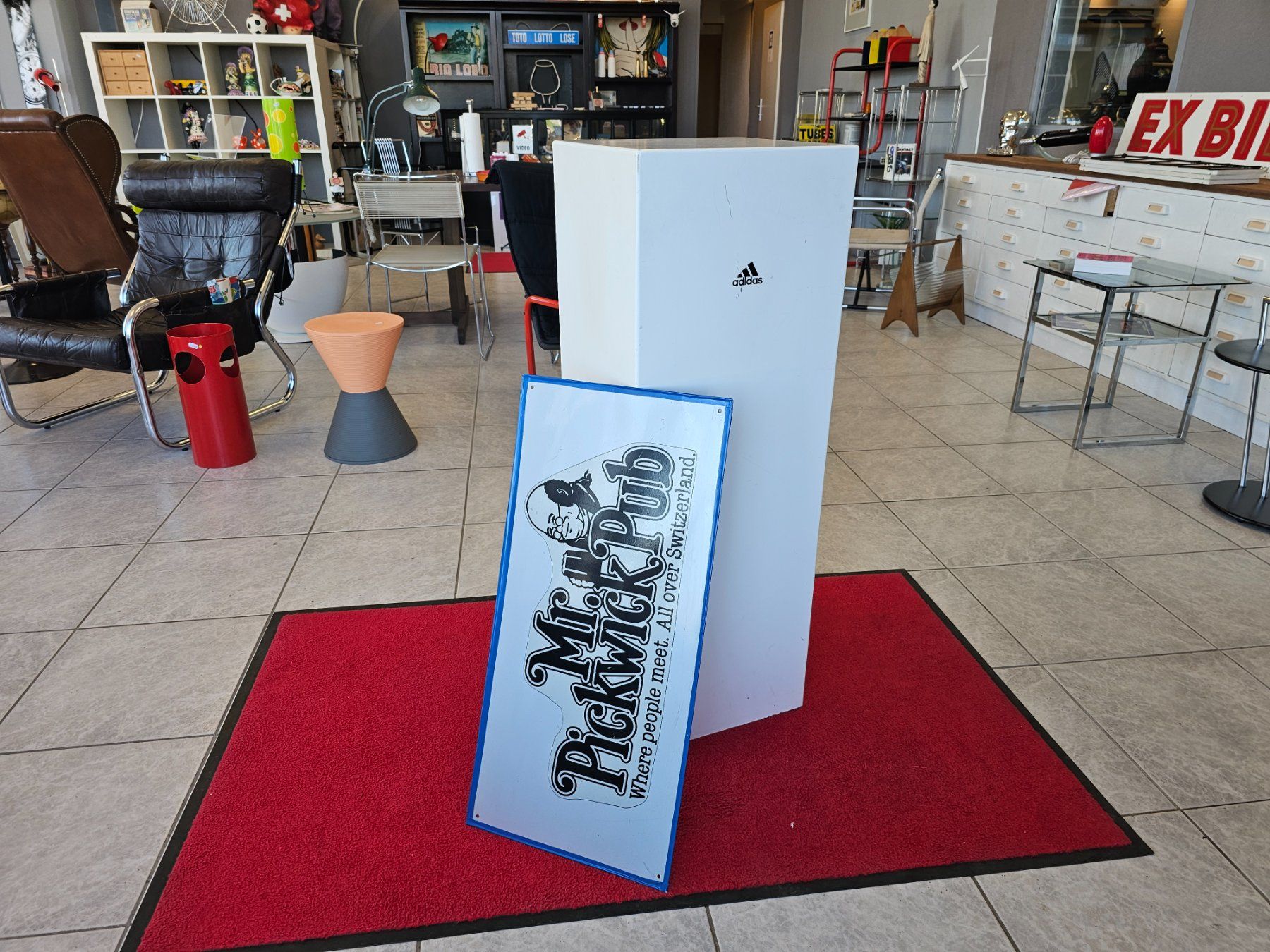 Insegne: Mr. Pickwick Pub Where people meet Schild Blechschild Tafel – Usato da Nottwil venduto da Wondewa-Shop 8