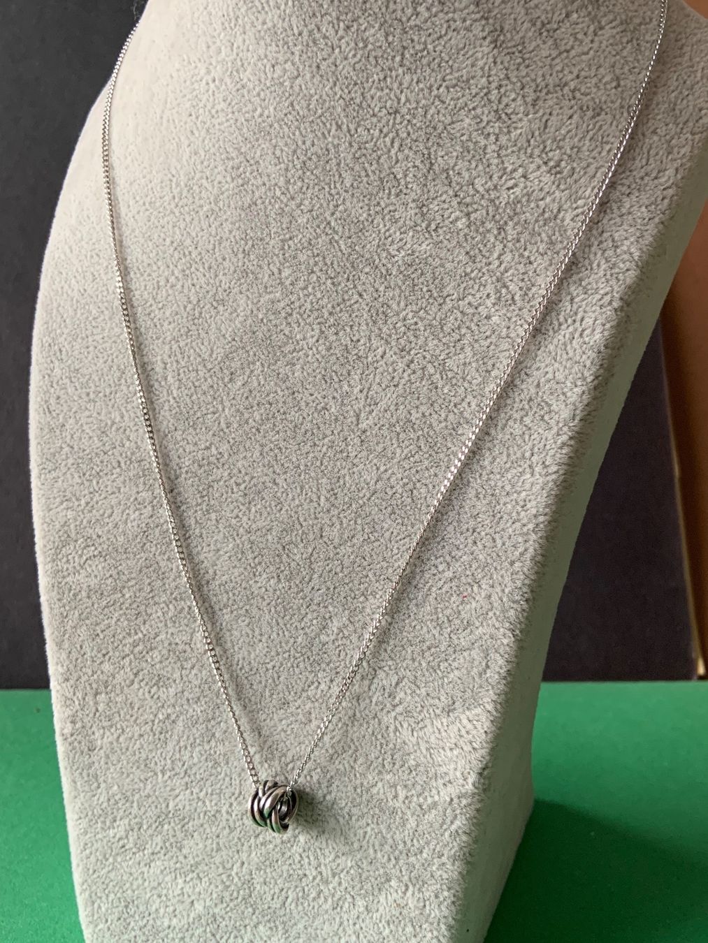 Pendentifs: Silberkette Verbunden (55cm) – D'occasion à Dittingen par Bellevista 2