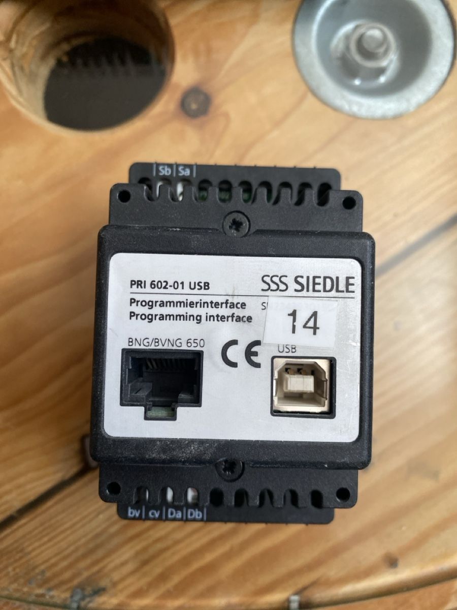 Componenti elettronici: SSS Siedle PRI 602-01 USB Programmierinterface – Usato da Oberbuchsiten venduto da DjComix