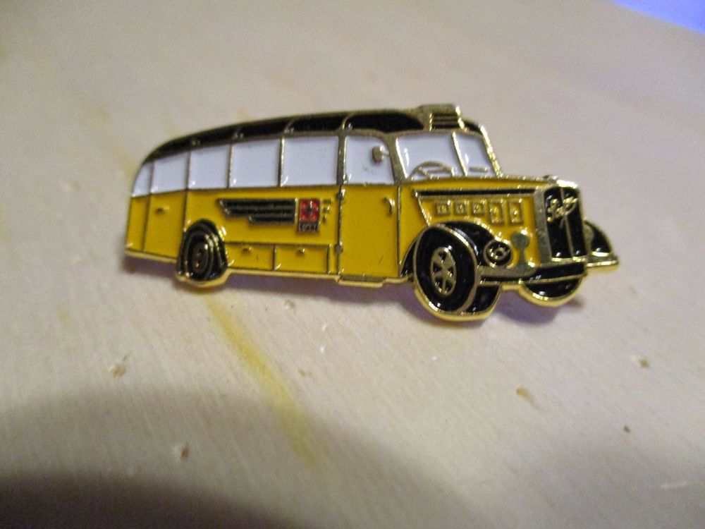 Saurer PTT Post Bus Car Pin (Neu (gemäss Beschreibung)) in Felsberg für ...