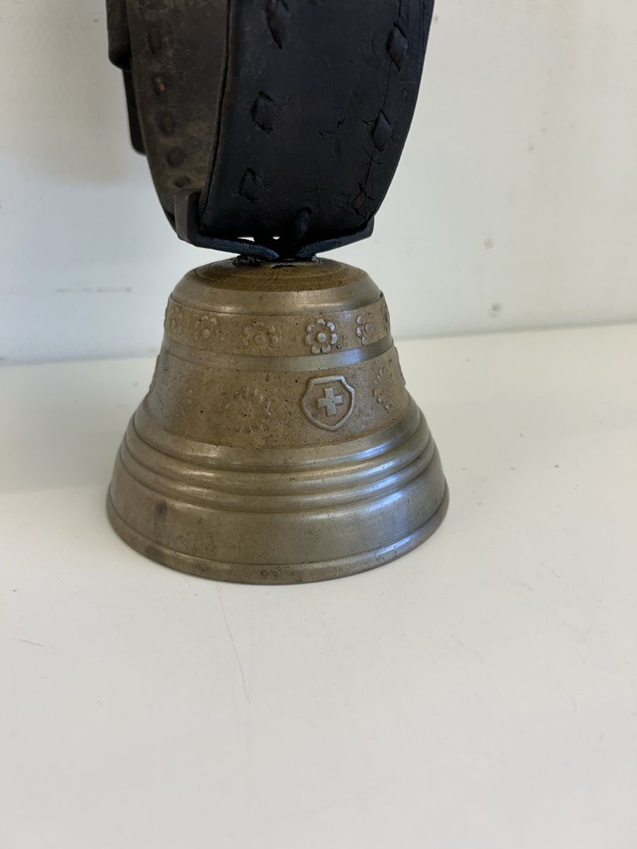 Glocken & Treicheln: Glocke  – Gebraucht aus Schenkon von Paedy5 1