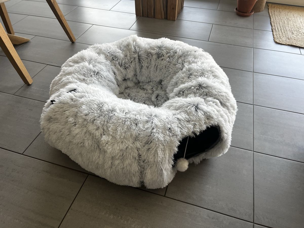 Spielzeuge: Fluffy Cat Bed Tunnel Grey Soft – Neu (gemäss Beschreibung) aus Volketswil von edo_lb9x 3