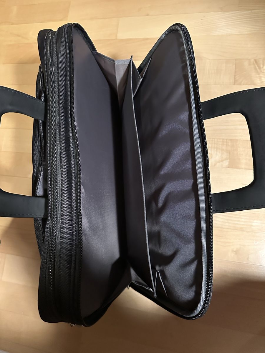 Koffer & Taschen: Praktische Laptoptasche, neuwertig – Neu (gemäss Beschreibung) aus Hergiswil NW von kaufe_at_kaufmann 7