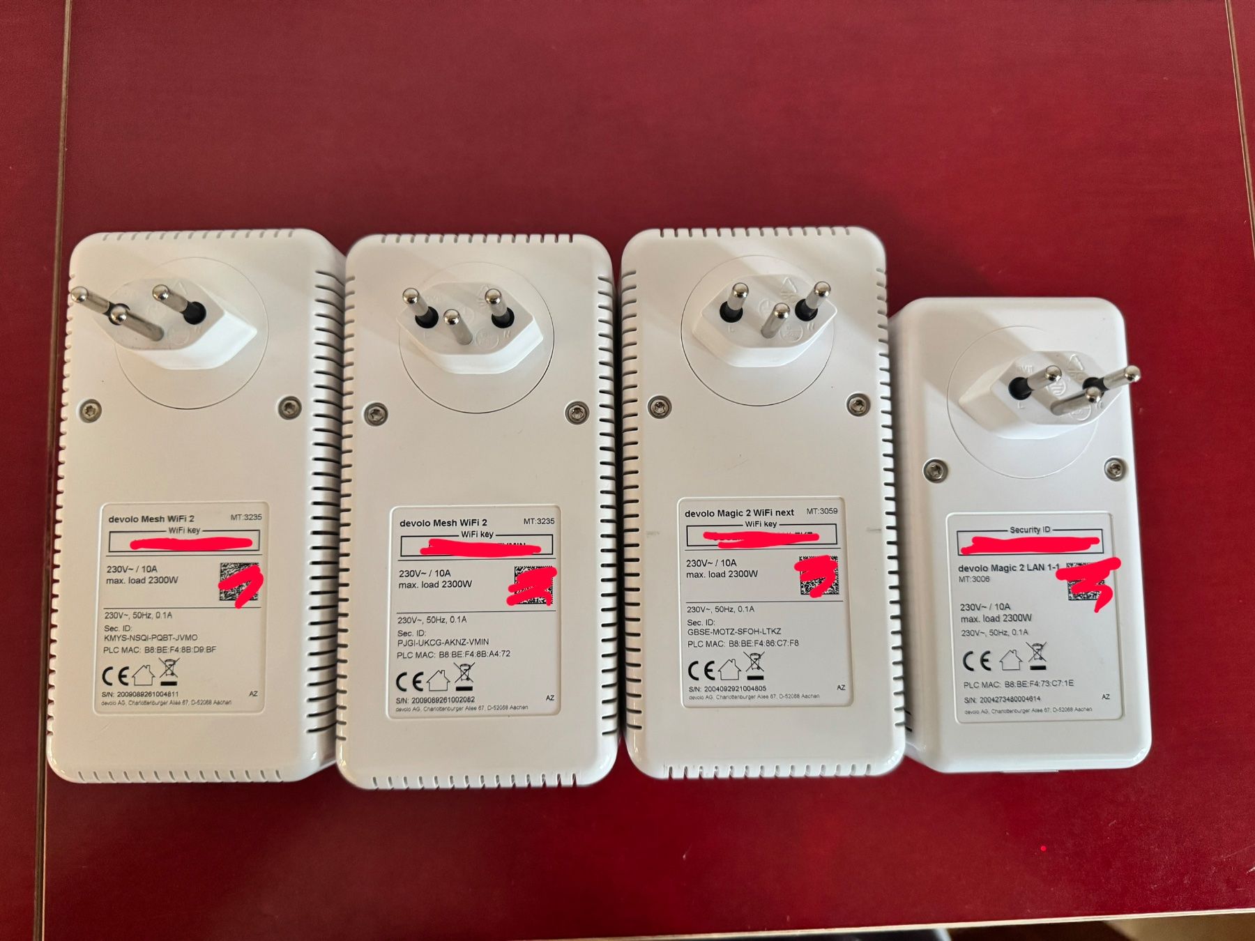 Devolo Wlan: devolo Magic 2 / Mesh WiFi 2 Powerline-Set – 4 Adapter, 2400 – Gebraucht aus Basel von TillyVanillly 1