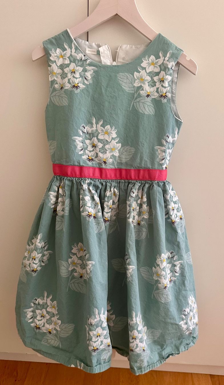 Vestiti & Gonne: John Lewis Kleid – Usato da Dürrenroth venduto da tvy_bh56